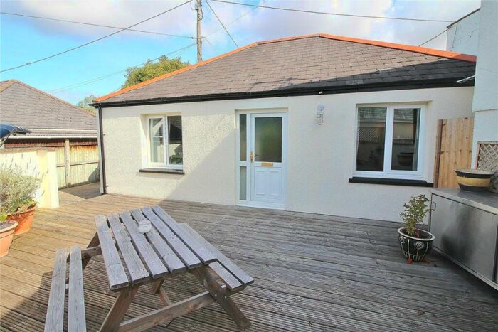 3 Bedroom Bungalow To Rent In Braunton, EX33