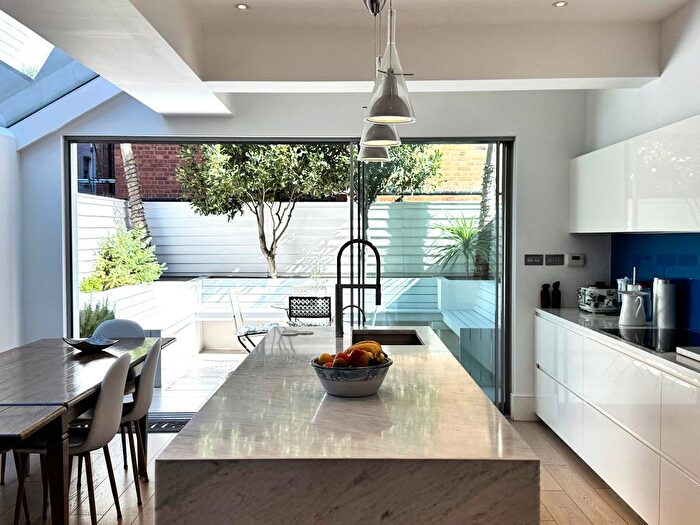 5 Bedroom Terraced House For Sale In Kimbell Gardens, Fulham, London, SW6