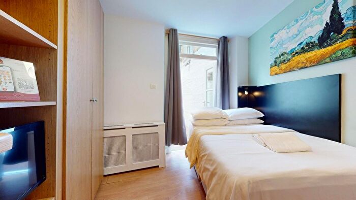 Studio To Rent In Cartwright Gardens, London, WC1H