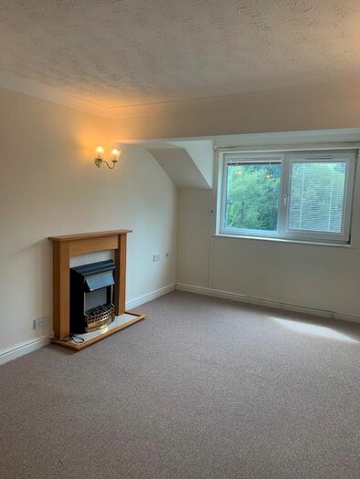 1 Bedroom Flat To Rent In Conway Road, Colwyn Bay, LL29