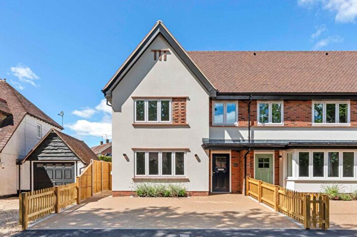 5 Bedroom End Of Terrace House For Sale In Green Lane, Prestwood, HP16