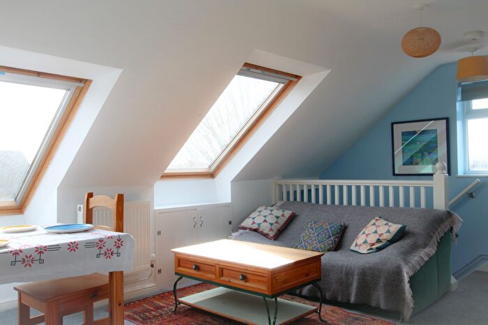 1 Bedroom Flat For Sale In Rippington Drive, Oxford, Oxfordshire, OX3