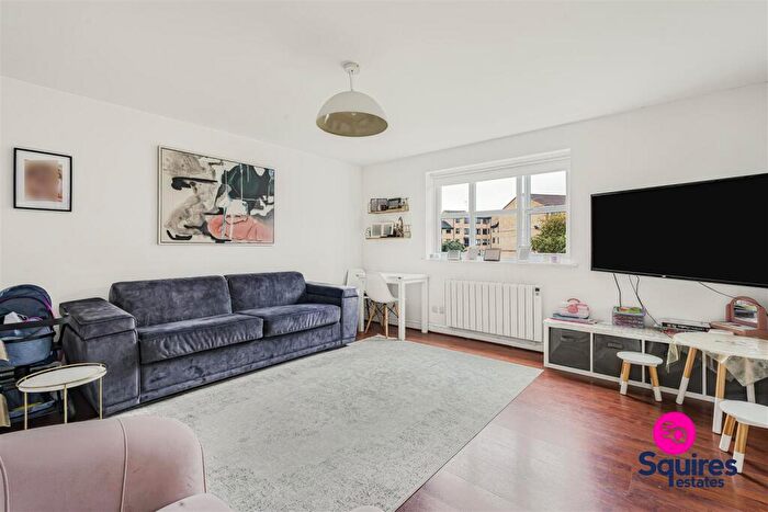 1 Bedroom Flat For Sale In Lucas Gardens, East Finchley, N2