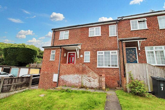 3 Bedroom Semi-Detached House To Rent In Broughton Mews, Frimley, Camberley, Surrey, GU16