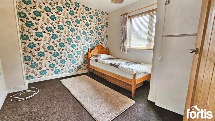 2 Bedroom Apartment For Sale In St. Fagans Rise, Cardiff, CF5