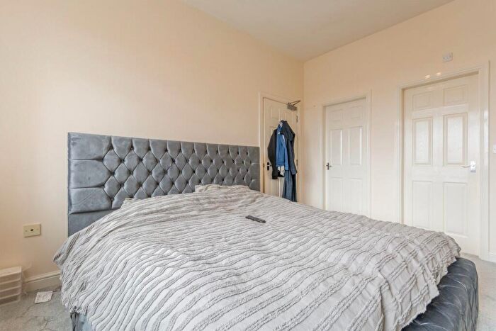 2 Bedroom Apartment For Sale In The New Alexandra Court, Woodborough Road, Nottingham, Nottinghamshire, NG3
