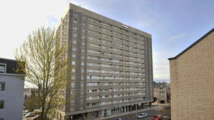 2 Bedroom Flat To Rent In Thistle Court, Aberdeen, Aberdeenshire, AB10