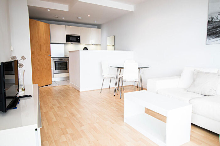 2 Bedroom Apartment To Rent In Watermark, Ferry Road, Cardiff, CF11