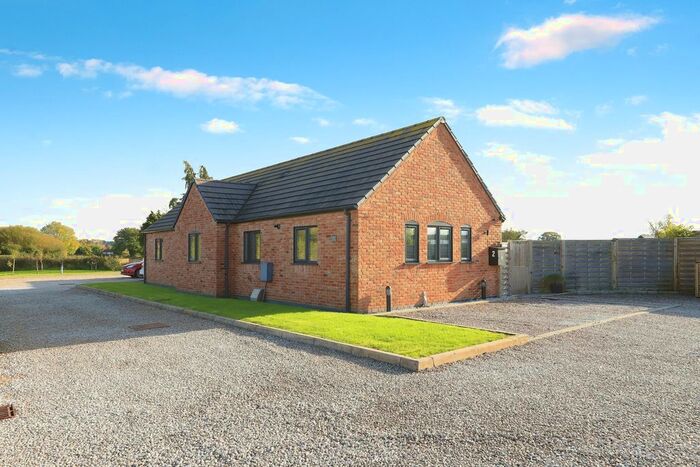 3 Bedroom Bungalow For Sale In Lea Manor Gardens, Albrighton, Wolverhampton, Shropshire, WV7