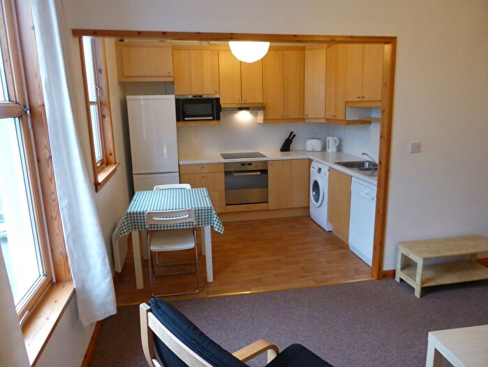 2 Bedroom Flat For Sale In Urquhart Road, Aberdeen, AB24