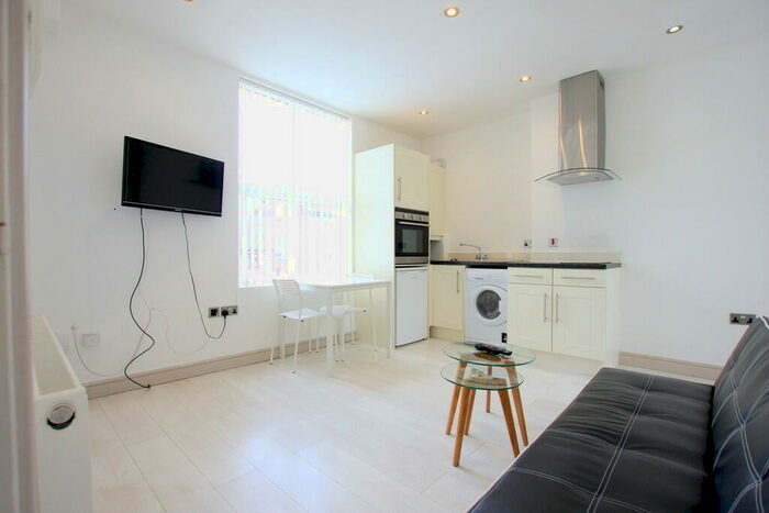 Studio To Rent In Swiss Road, Liverpool, L6