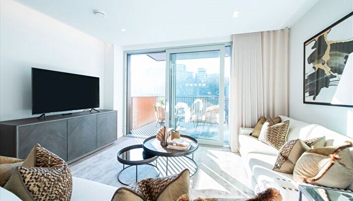 3 Bedroom Flat To Rent In Edgware Road, London, W2