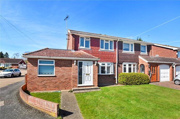 3 Bedroom Semi Detached House For Sale In Faesten Way, Joydens Wood, Kent, DA5