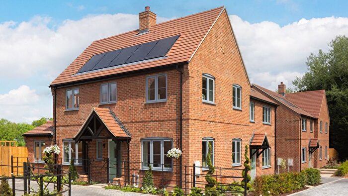 3 Bedroom End Of Terrace House For Sale In "Everglade – End - Terrace" At Worting Park, Off Worting Road, Basingstoke, RG23