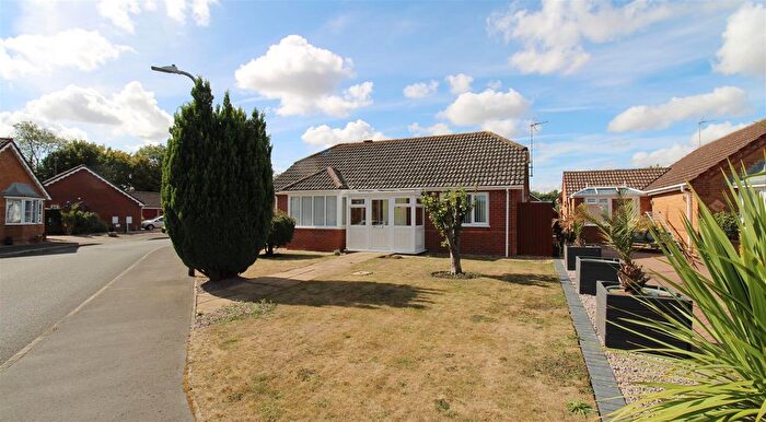 2 Bedroom Detached Bungalow For Sale In Midsummer Gardens, Long Sutton, PE12