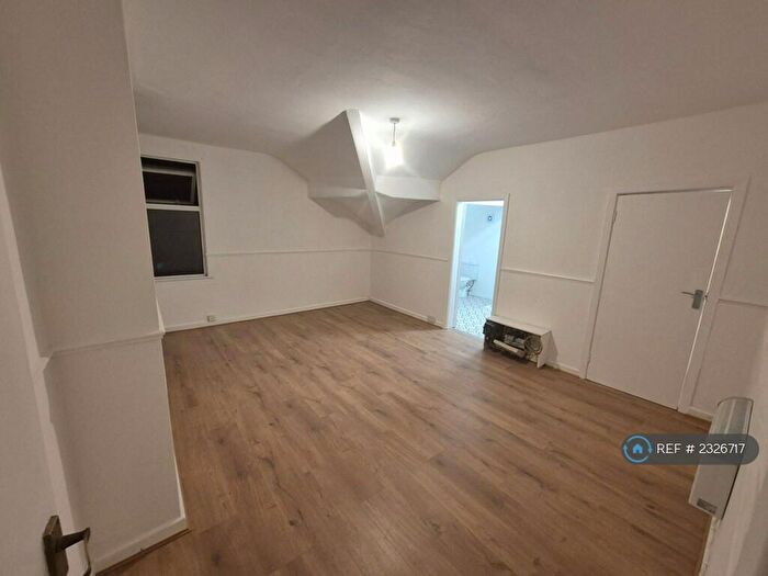 1 Bedroom Flat To Rent In Liverpool, Liverpool, L13