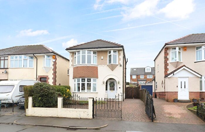 3 Bedroom Detached House For Sale In Gleadless Drive, Sheffield, S12