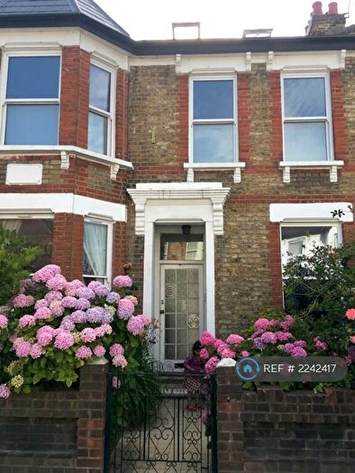 3 Bedroom Maisonette To Rent In Burghley Rd, London, N8