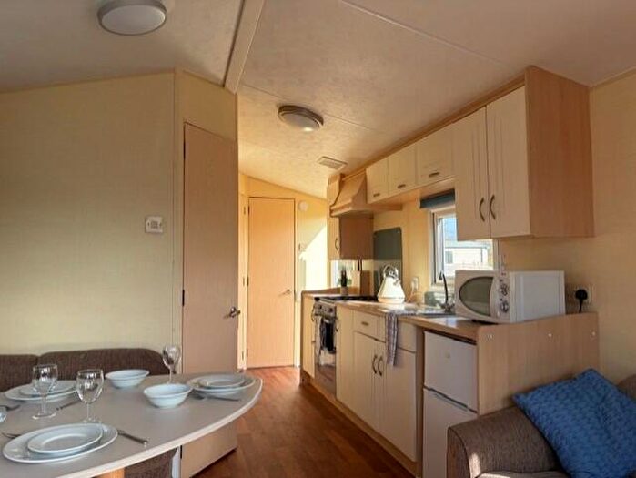 2 Bedroom Caravan For Sale In Two Bed Willerby Herald (), Snettisham Holiday Park, Snettisham, Kings Lynn, Norfolk, PE31