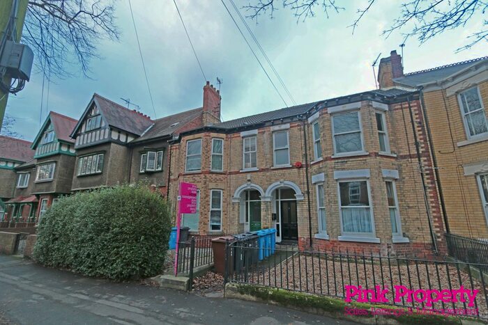 5 Bedroom Terraced House To Rent In Victoria Avenue, Princes Avenue, Hull, HU5