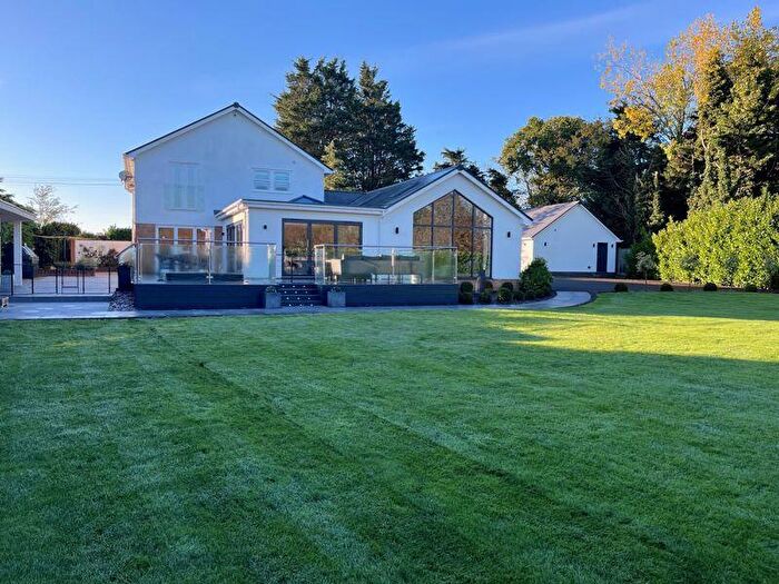 4 Bedroom Detached House For Sale In High Road, Burgh Castle, NR31