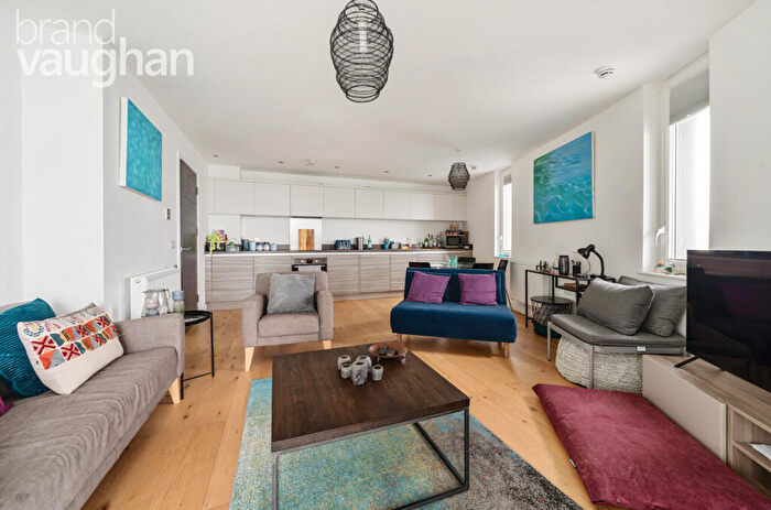 2 Bedroom Flat To Rent In The Boardwalk, Brighton Marina Village, Brighton, East Sussex, BN2