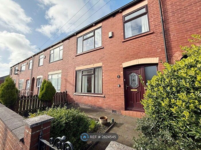 3 Bedroom Terraced House To Rent In Chapel St, Wigan, WN3