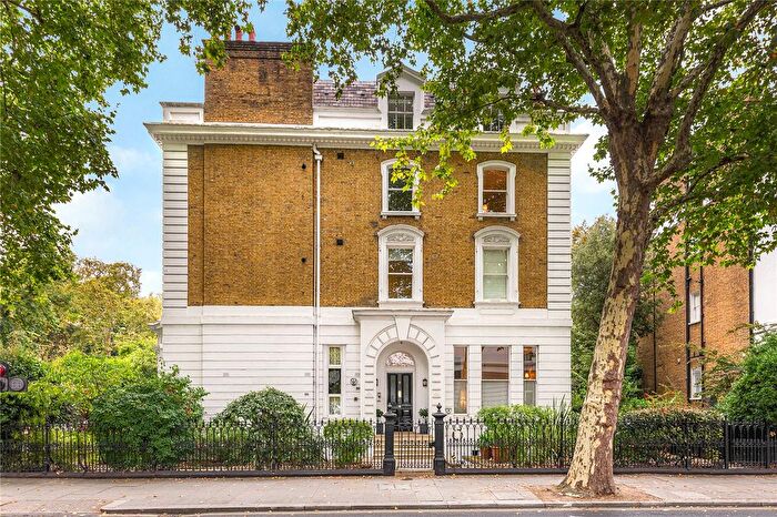 3 Bedroom Flat To Rent In Bolton Gardens, London, SW5