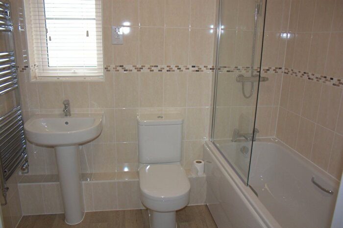 2 Bedroom Flat For Sale In Cardinal Place, Southampton, SO16