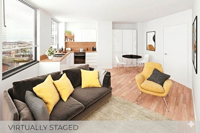 1 Bedroom Property For Sale In John Street, Bristol, Somerset, BS1