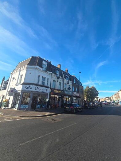 2 Bedroom Maisonette To Rent In Leytonstone Road, London, E15