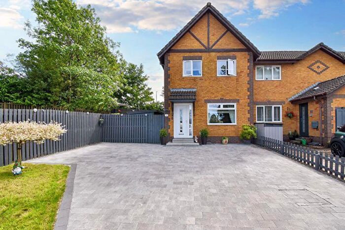 3 Bedroom Terraced House For Sale In Campsie View, Cumbernauld, G67