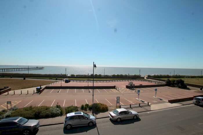 2 Bedroom Apartment To Rent In Melrose House, Granville Road, Felixstowe, Suffolk, IP11