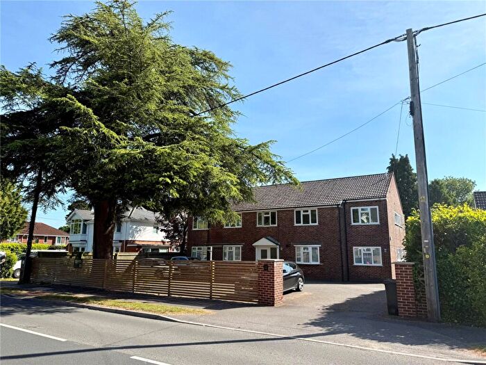 2 Bedroom Flat For Sale In Church Road, Ferndown, Dorset, BH22