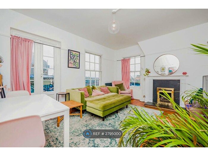 2 Bedroom Flat To Rent In Branksome House, Cardiff, CF10