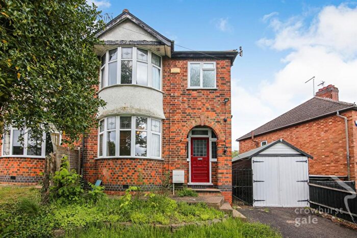 3 Bedroom Semi Detached House For Sale In Bilton Road, Rugby, CV22