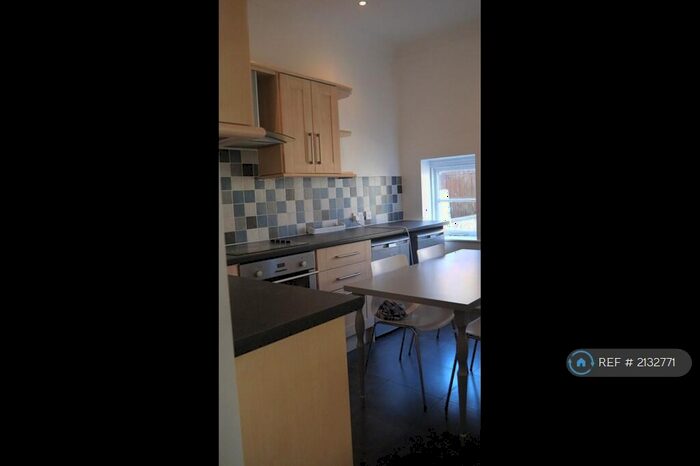 3 Bedroom Terraced House To Rent In Bramshott Road, Southsea, PO4