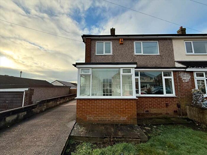 3 Bedroom Semi-Detached House To Rent In Derwent Drive, Dalton, Huddersfield, HD5