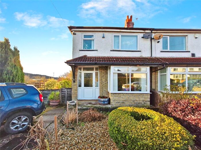 3 Bedroom Semi-Detached House To Rent In Kings Road, Bingley, West Yorkshire, BD16