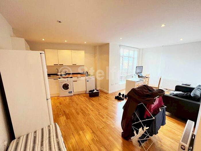 1 Bedroom Flat To Rent In Drummond Crescent, London, NW1