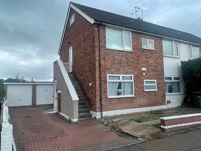 2 Bedroom Maisonette To Rent In Henley Road, Henley Green, Coventry, CV2