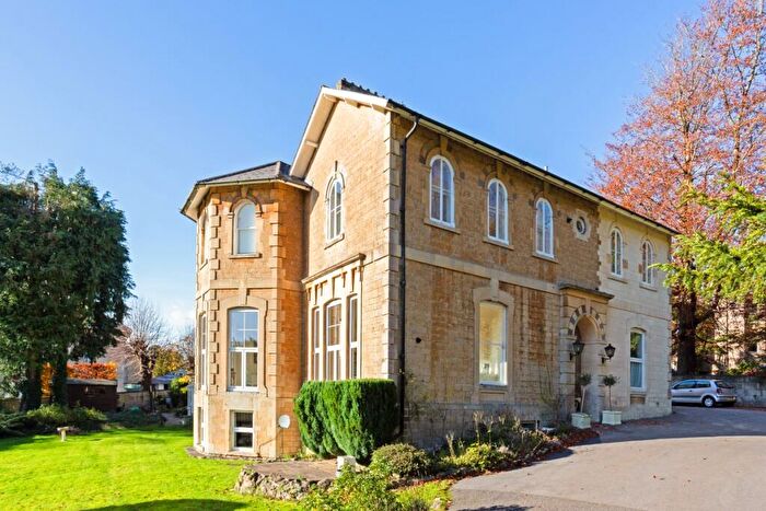 2 Bedroom Apartment To Rent In Lansdown Road Bath, BA1