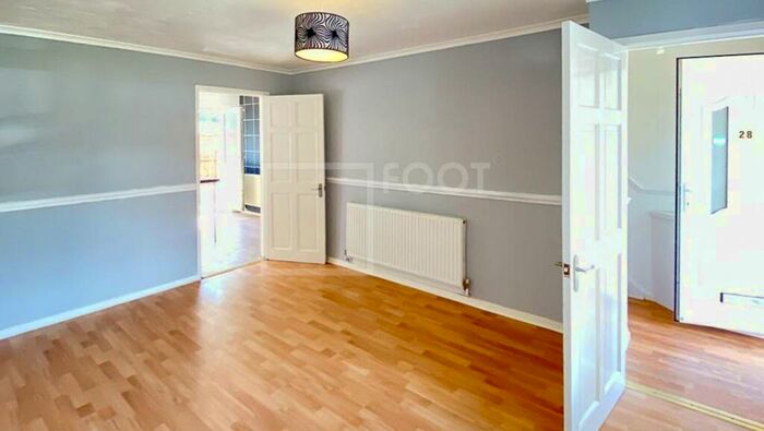 2 Bedroom House To Rent In Summerseat Close, Salford, Greater Manchester, M5