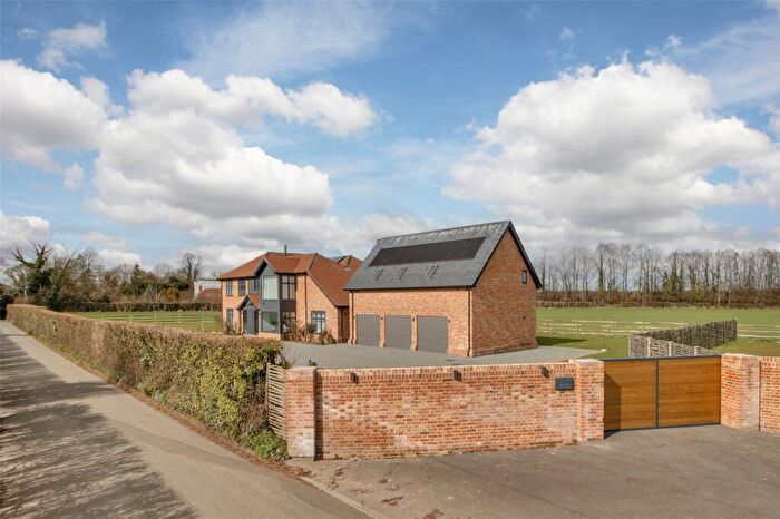 5 Bedroom Detached House For Sale In Merton Lane, Canterbury, CT4