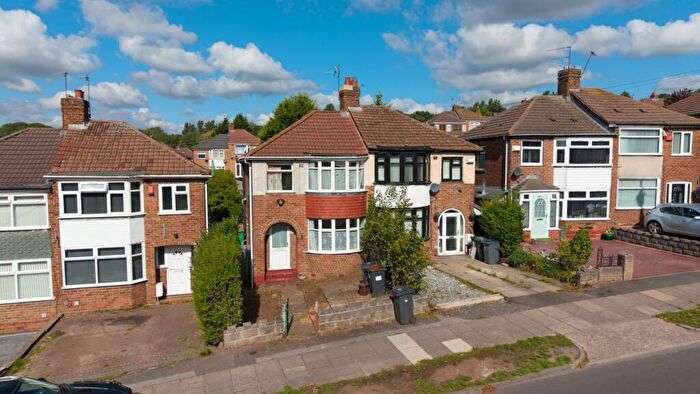 3 Bedroom Semi Detached House For Sale In Rocky Lane, Great Barr, Birmingham, B42