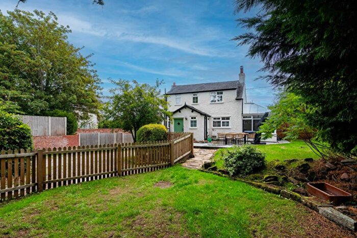 2 Bedroom Detached House For Sale In Hillcrest, Warrington Road, Mickle Trafford, Chester, Cheshire West And Chester, CH2