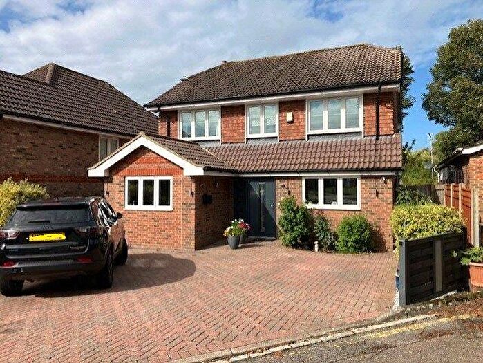 4 Bedroom Detached House For Sale In Edith Road, Orpington, BR6