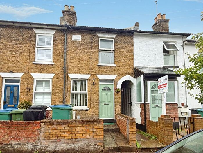 2 Bedroom Terraced House For Sale In Sotheron Road, Watford, Hertfordshire, WD17