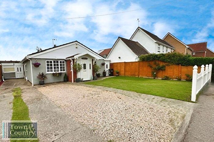 3 Bedroom Detached Bungalow For Sale In Church Road, Thorrington, CO7