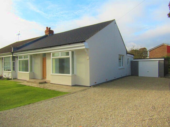 3 Bedroom Bungalow To Rent In Milton Road, Waterlooville, Hampshire, PO7